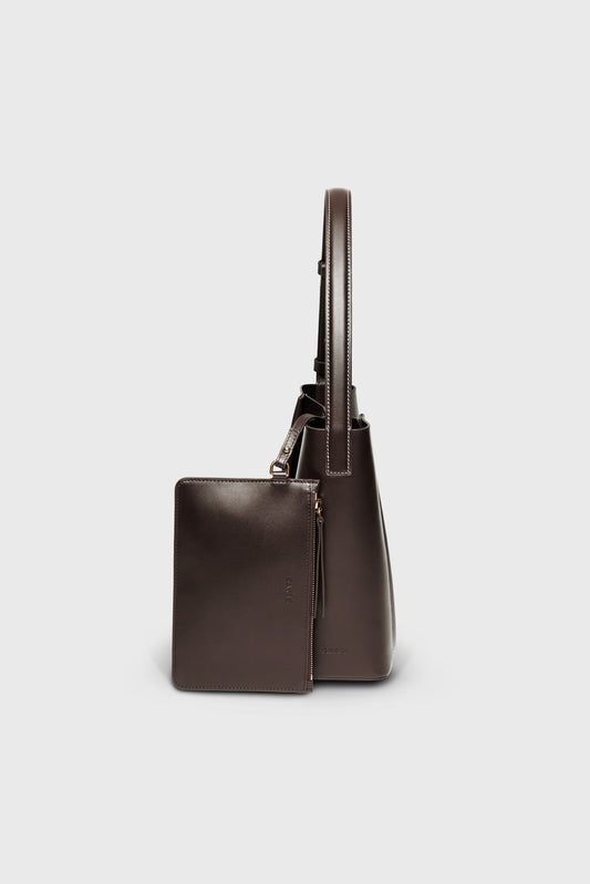 THE MEDIUM TOTE PLISSÉ DARK CHOCOLATE LEATHER
