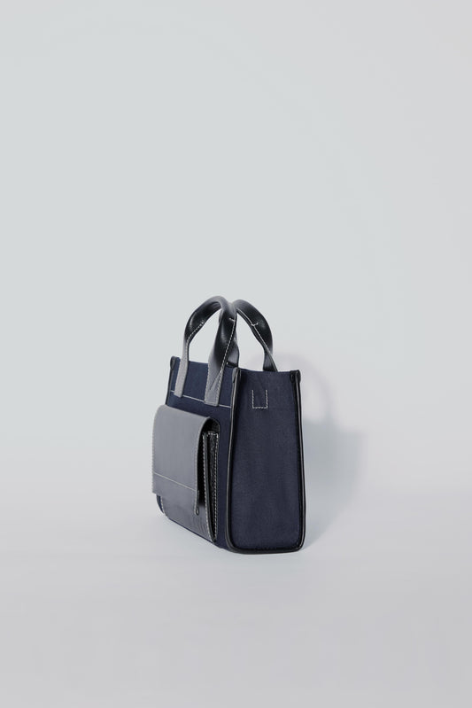 STITCHED POCKET MINI TOTE NAVY/BLACK