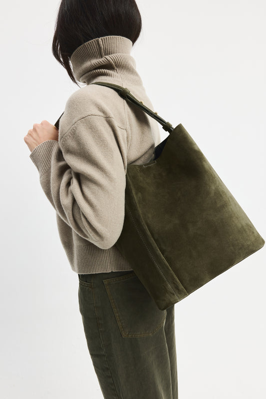 THE LARGE TOTE PLISSÉ KHAKI SUEDE