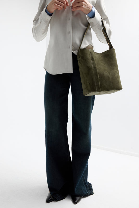 THE MEDIUM TOTE PLISSÉ KHAKI SUEDE