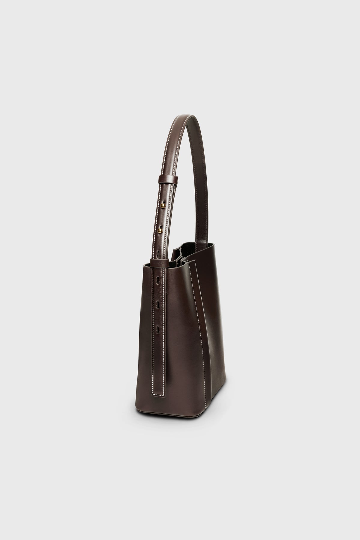 THE MEDIUM TOTE PLISSÉ DARK CHOCOLATE LEATHER