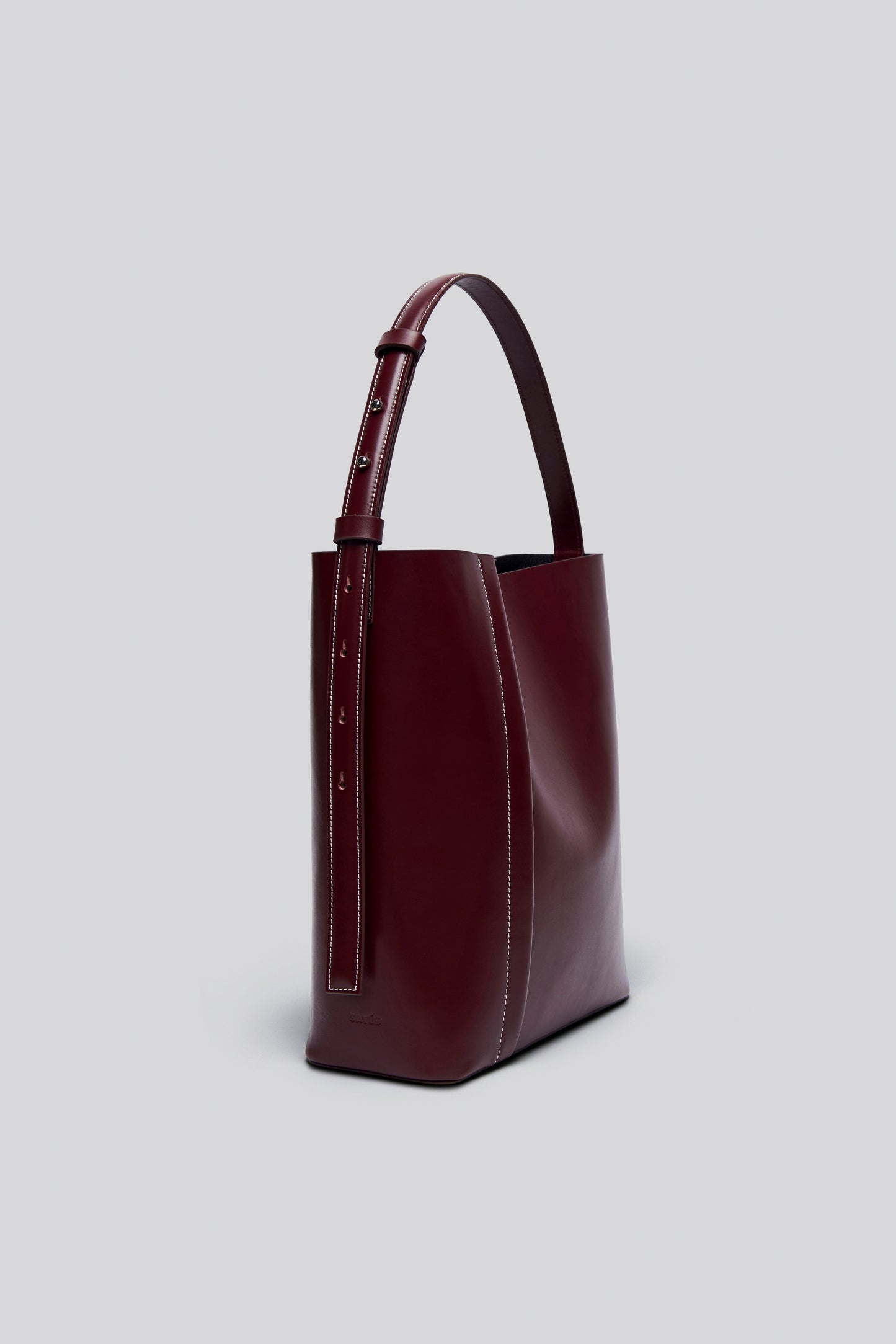 THE LARGE TOTE PLISSÉ BORDO