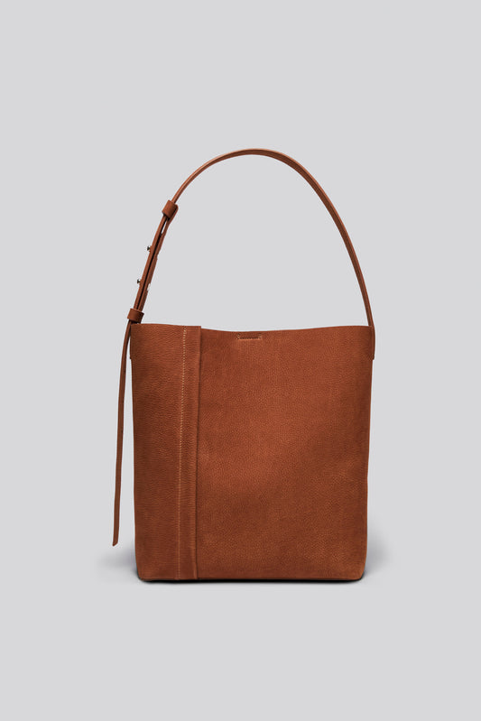 THE LARGE TOTE PLISSÉ KARAMEL NUBUK