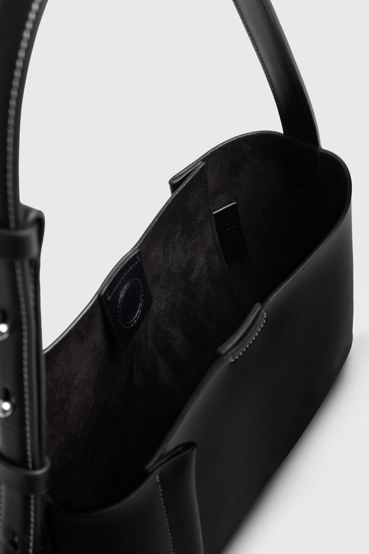 THE SMALL TOTE PLISSÉ SİYAH