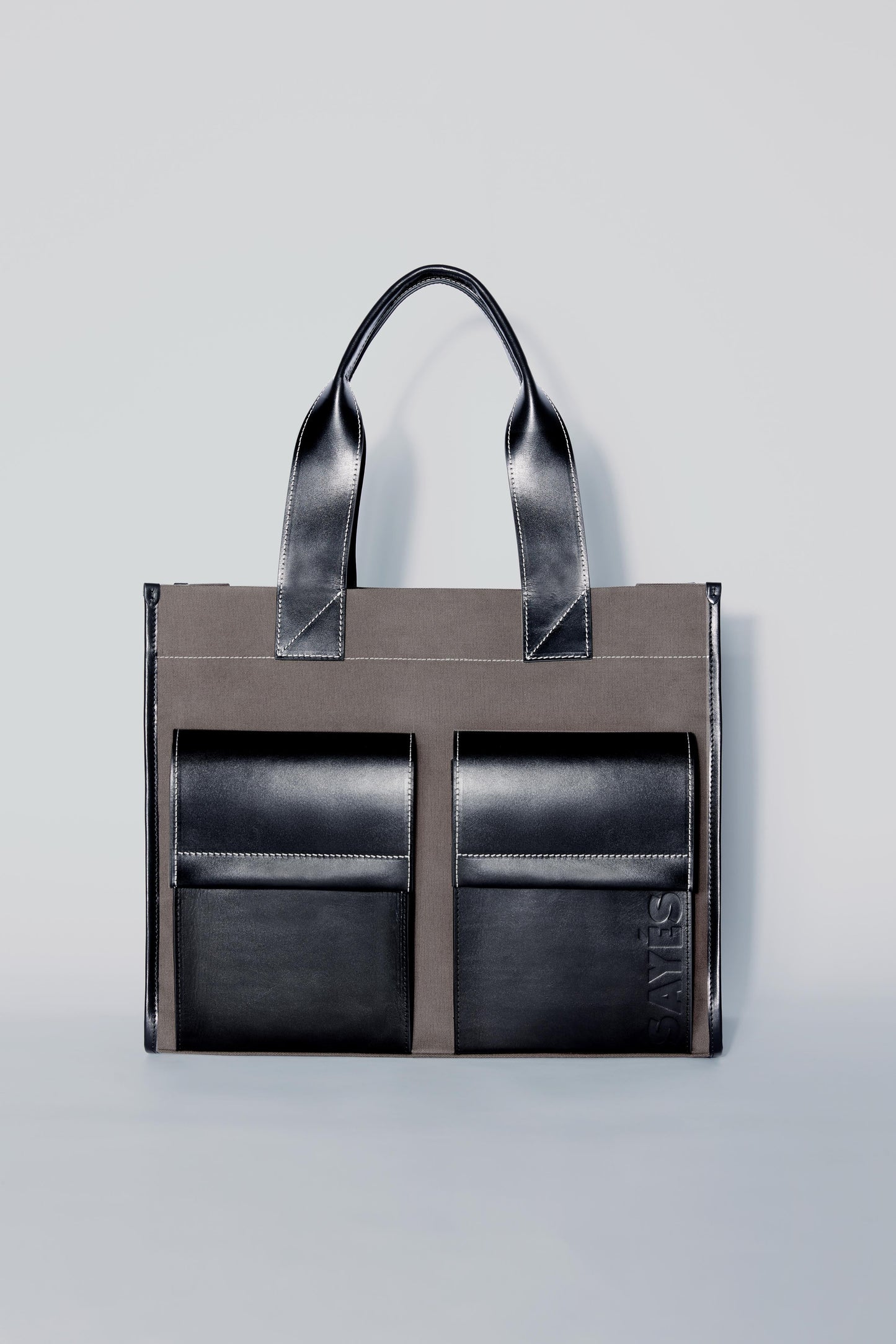 STITCHED POCKET MAXI TOTE IN MINK AND BLACK