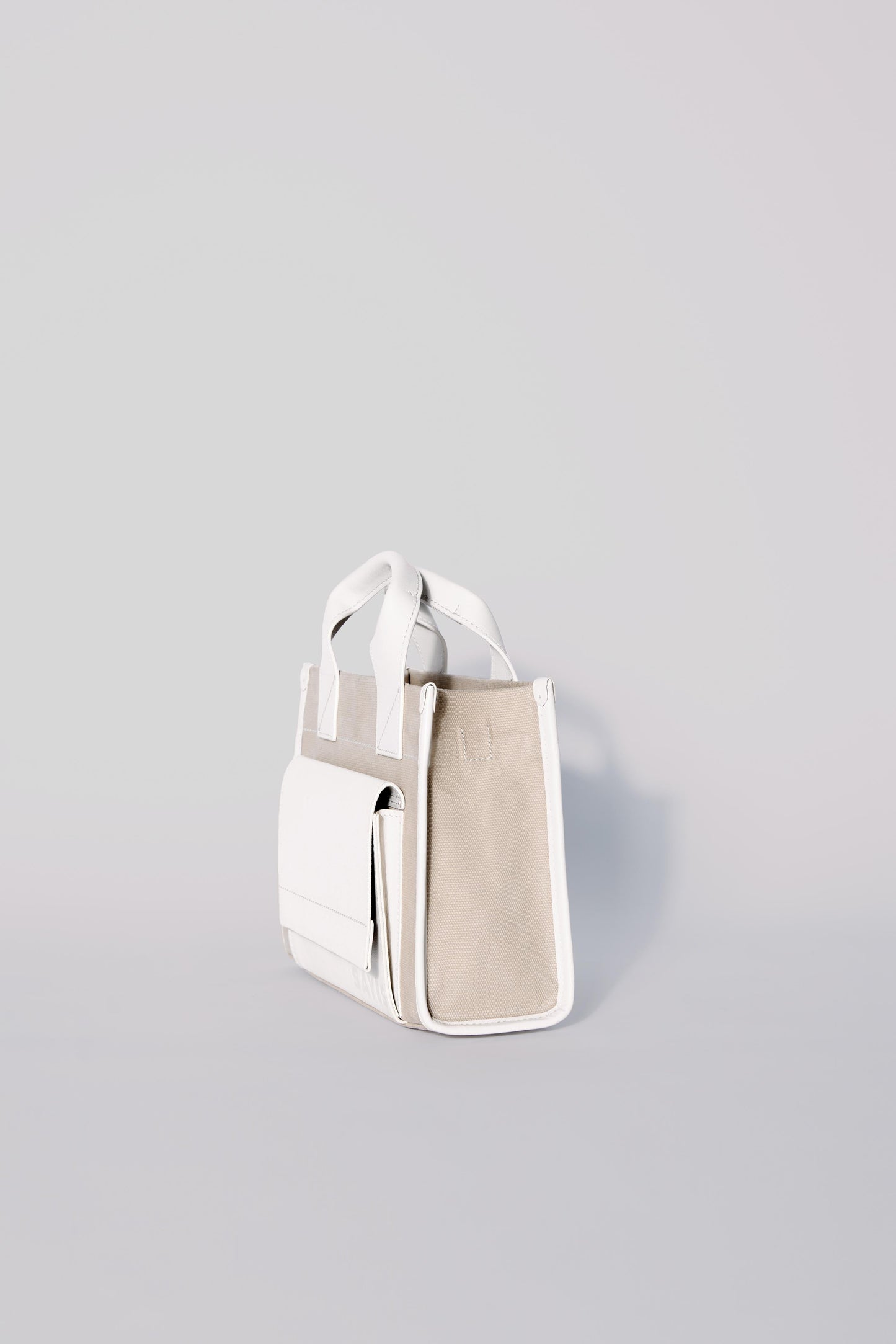STITCHED POCKET MINI TOTE IN BEIGE/OFF-WHITE