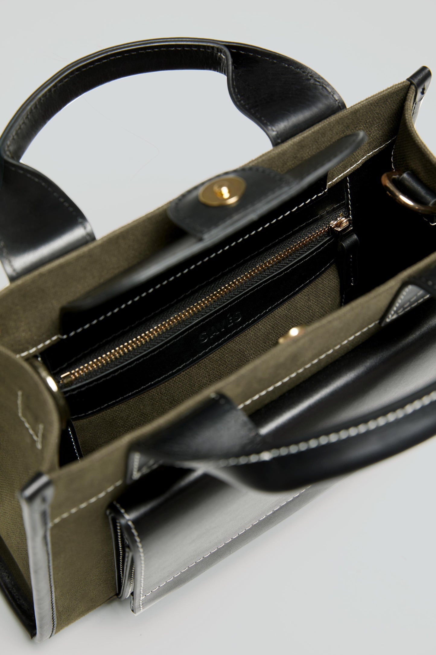 STITCHED POCKET MINI TOTE KHAKI/BLACK