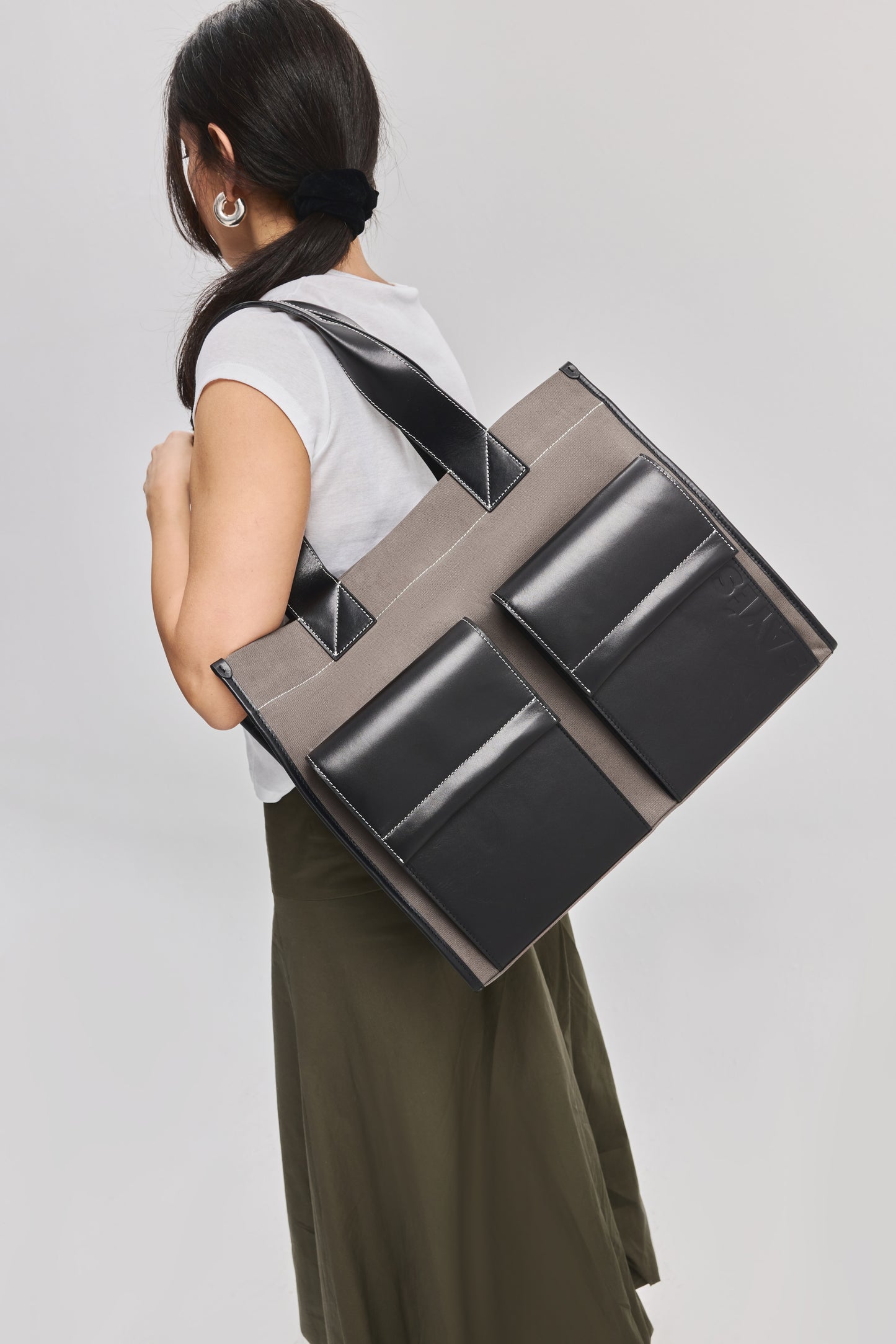 STITCHED POCKET MAXI TOTE VİZON/SİYAH