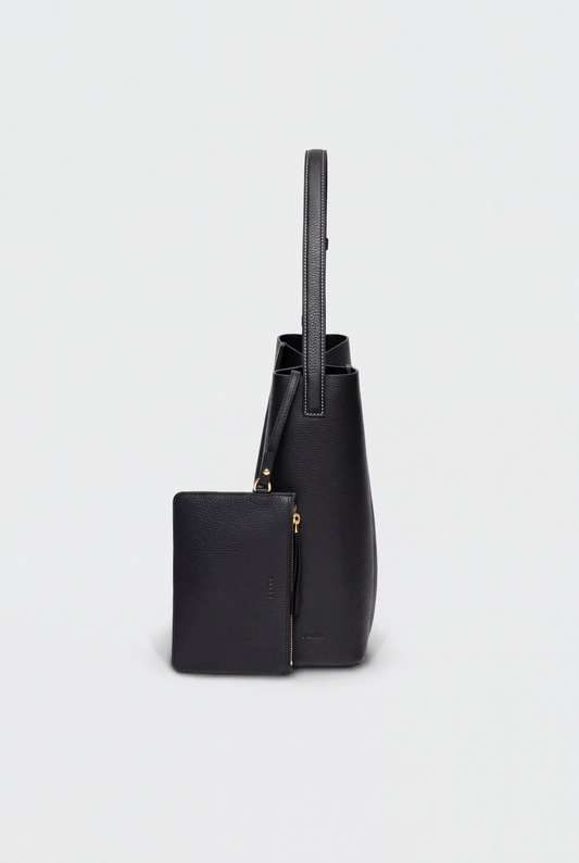 THE LARGE TOTE PLISSÉ BLACK NATURAL GRAIN LEATHER