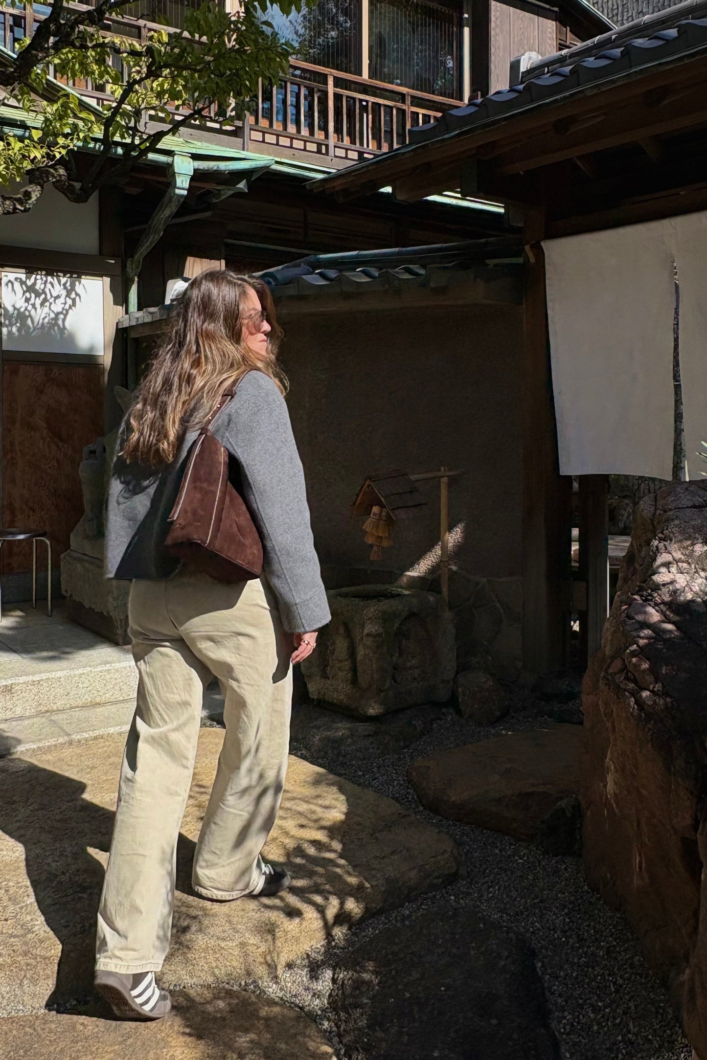 THE MEDIUM TOTE PLISSÉ KAHVERENGİ SÜET