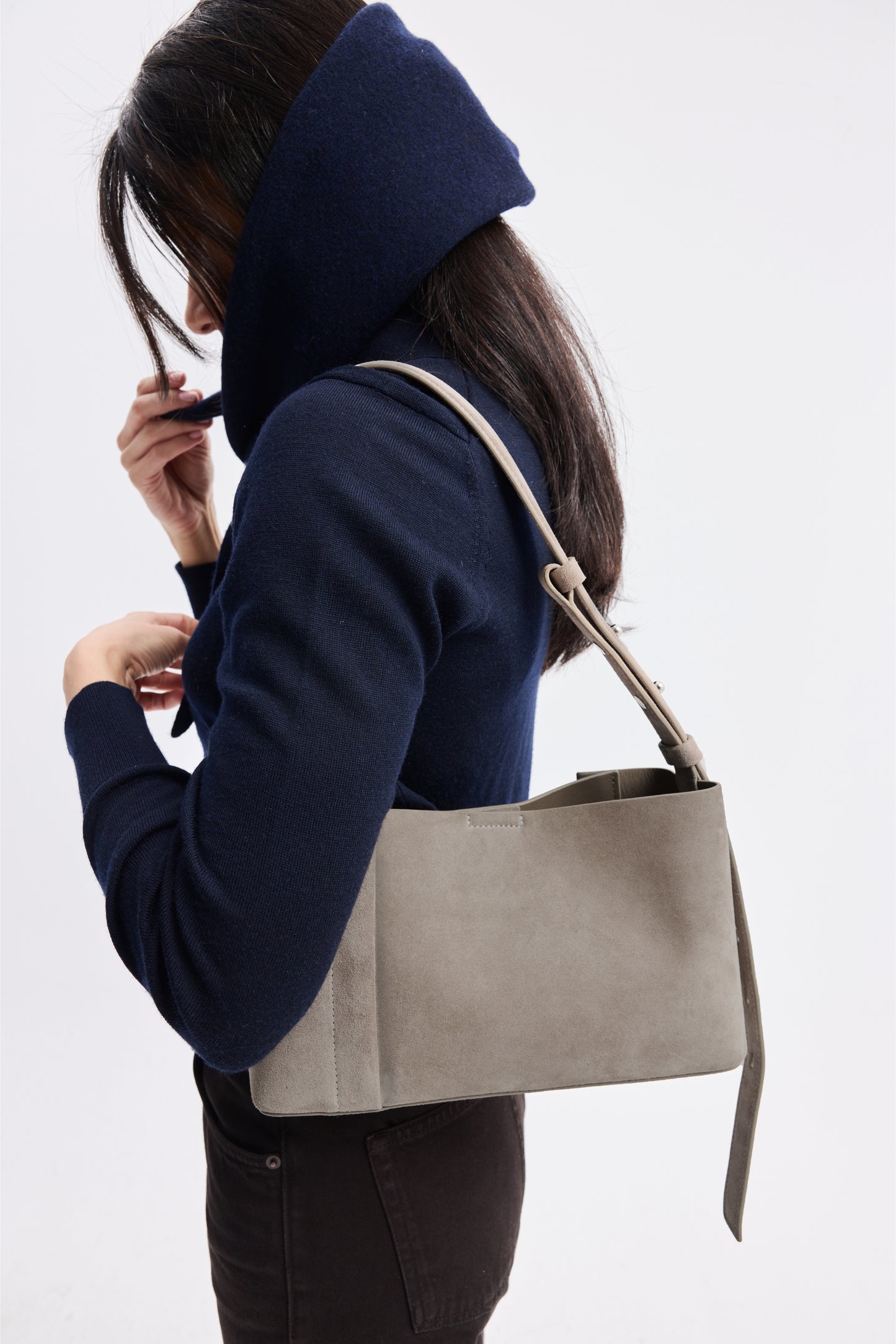 THE SMALL TOTE PLISSÉ KUM BEJİ SÜET