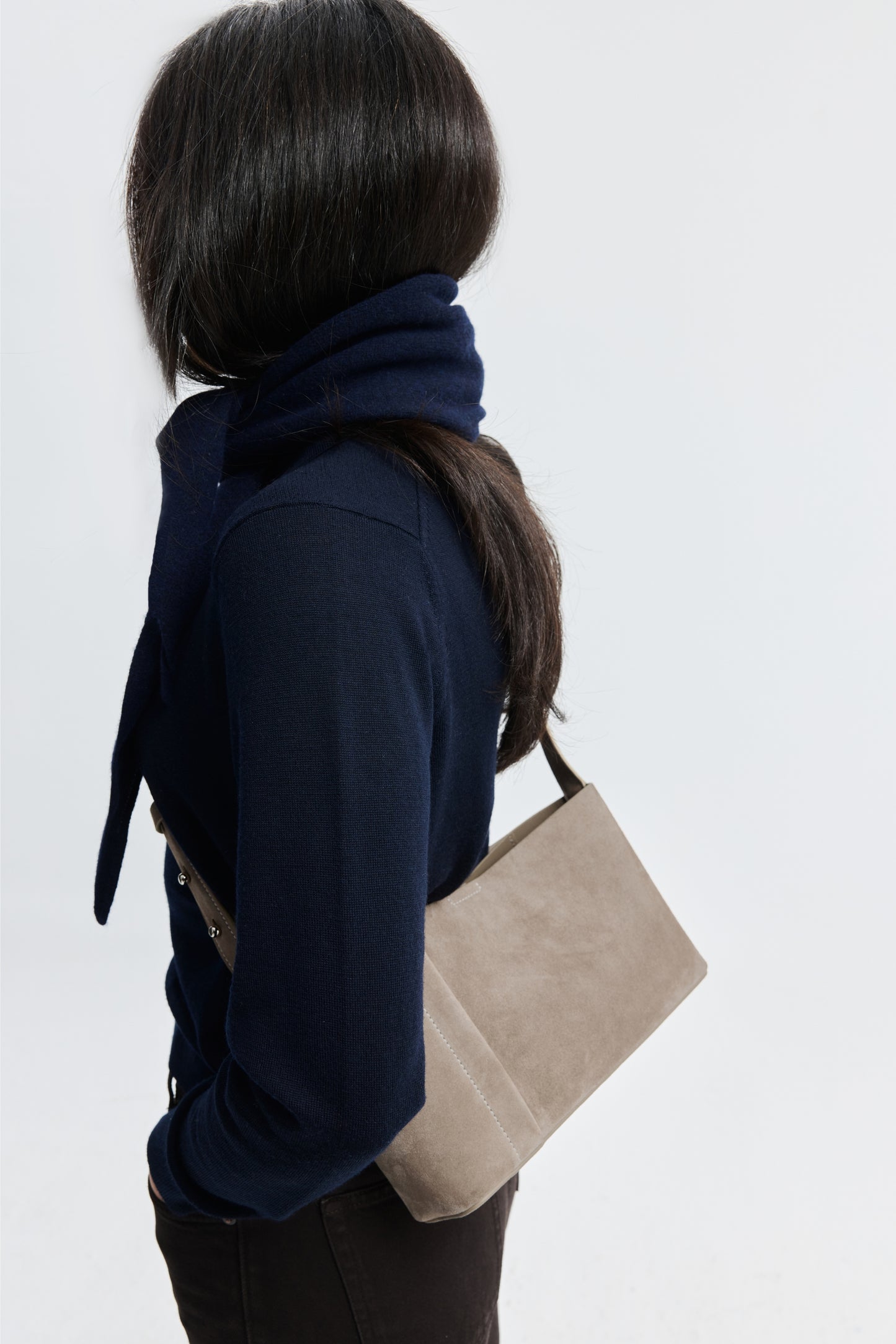 THE SMALL TOTE PLISSÉ KUM BEJİ SÜET